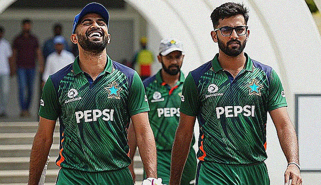 খালি ইনবক্সের পাঠ: ক্রিকেট বিশ্লেষণ যখন তথ্যহীনতায় দাঁড়ায় খালি ইনবক্সের পাঠ: ক্রিকেট বিশ্লেষণ যখন তথ্যহীনতায় দাঁড়ায়