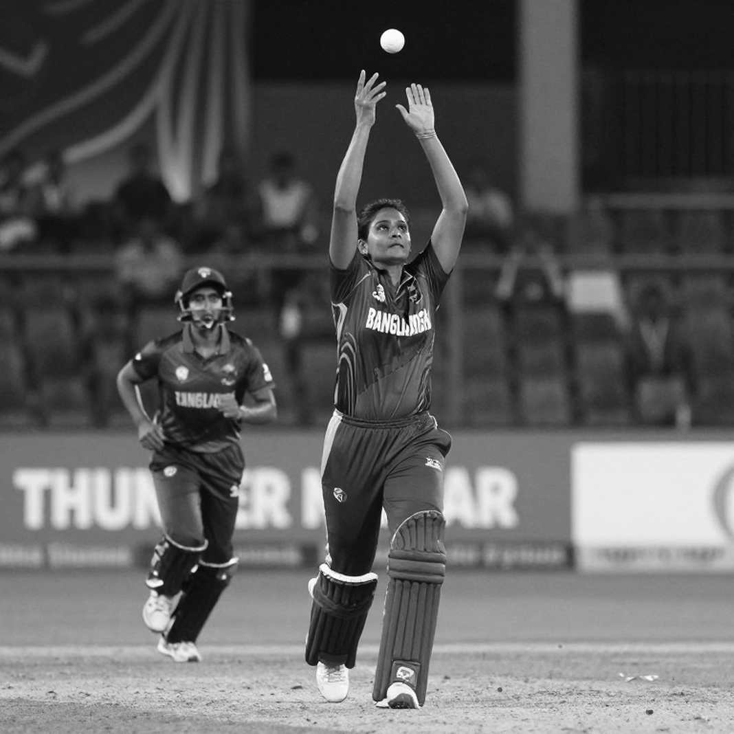 নিলামের হাতুড়ি আর স্ক্যান রিপোর্ট: দুবাইয়ে এক পেসারের শরীরের দাম কীভাবে ঠিক হলো নিলামের হাতুড়ি আর স্ক্যান রিপোর্ট: দুবাইয়ে এক পেসারের শরীরের দাম কীভাবে ঠিক হলো