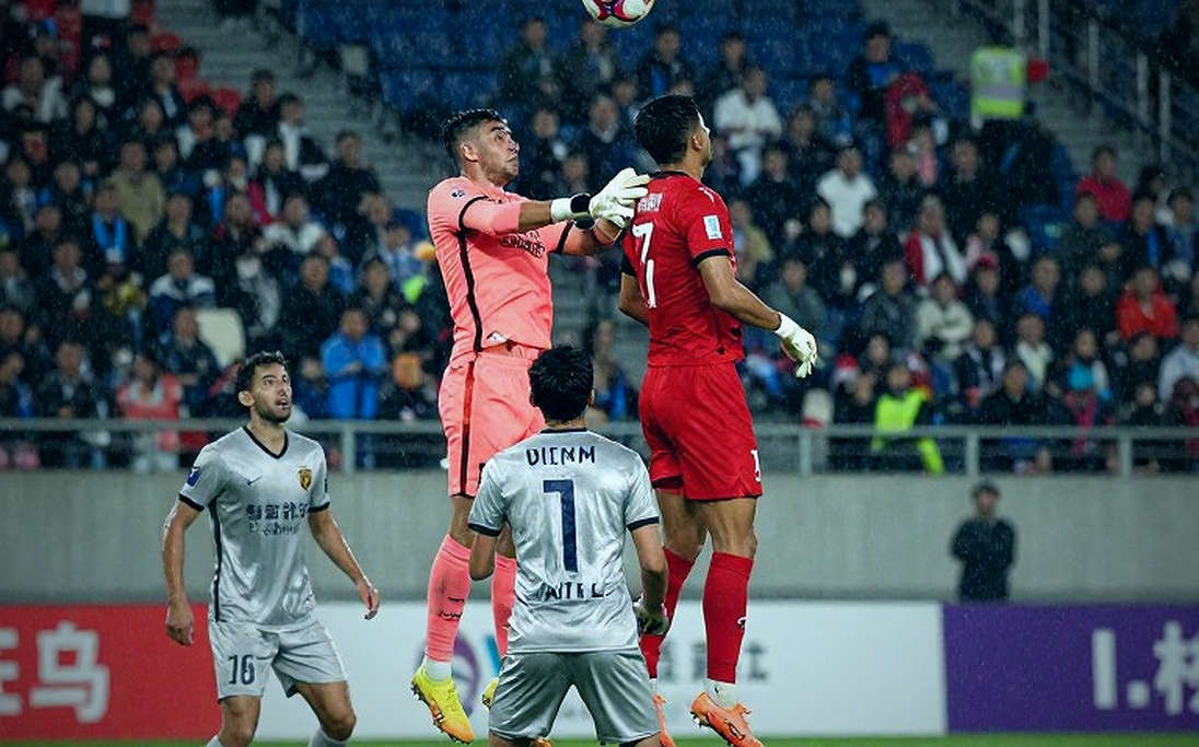 Echoes of SIUUU: Højlund's Lob, Ronaldo's Exit, and a Generational Handover Echoes of SIUUU: Højlund's Lob, Ronaldo's Exit, and a Generational Handover