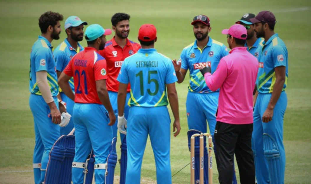 মুস্তাফিজের বিপিএল-বিবিএল দ্বন্দ্ব: ঘরোয়া টি-টোয়েন্টি শেষে বিদেশি ফ্র্যাঞ্চাইজিতে